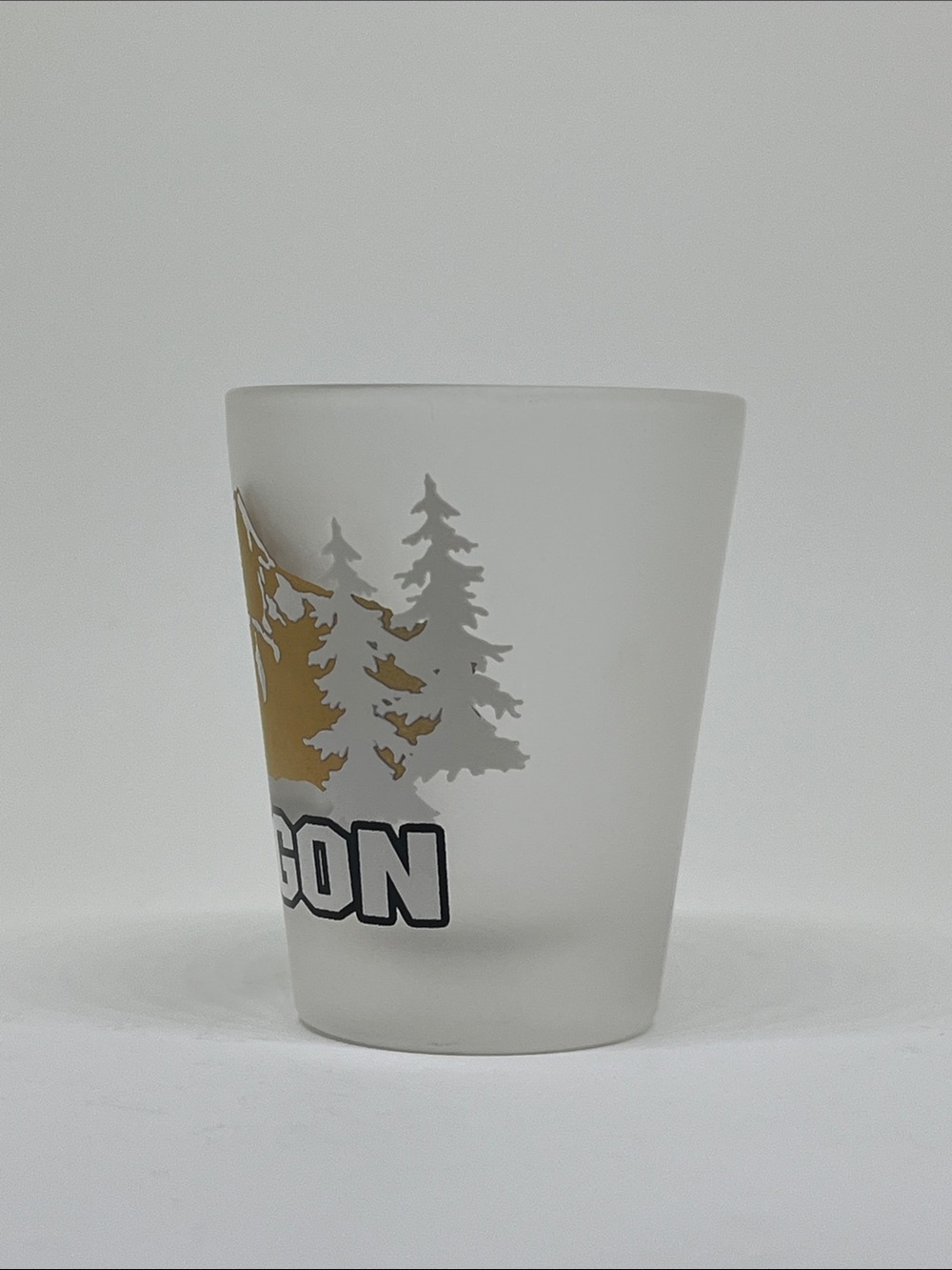 Oregon Frosted Shot Glass with Gold Mountain Design - Picture 3 of 4